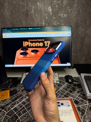 Luxo Blue Horizontal Carbon MagSafe Case