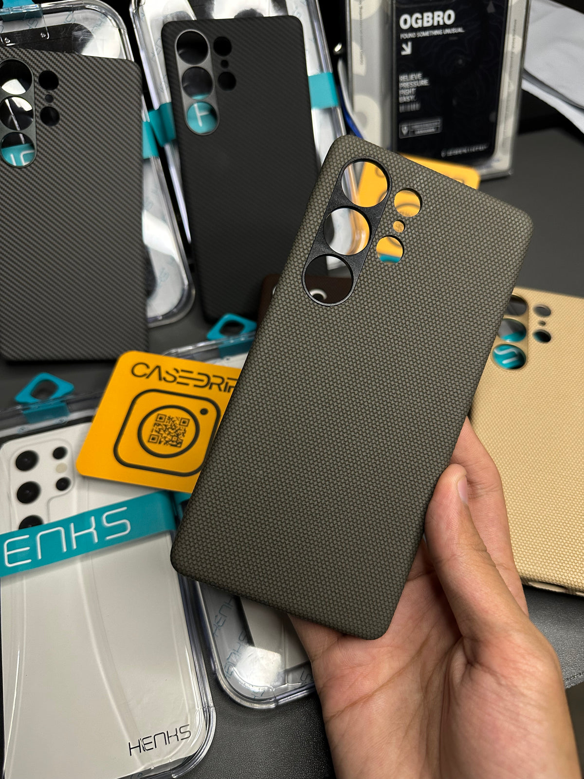 S25 ultra Henks woven carbon slim case