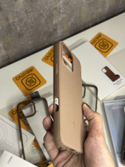 Spigen magarmour lined desert colour