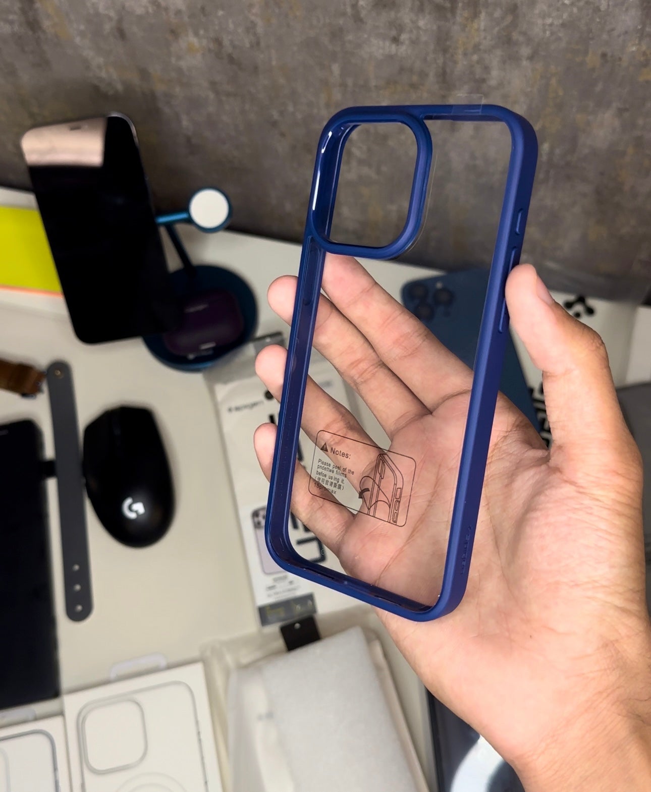 Spigen clear border case