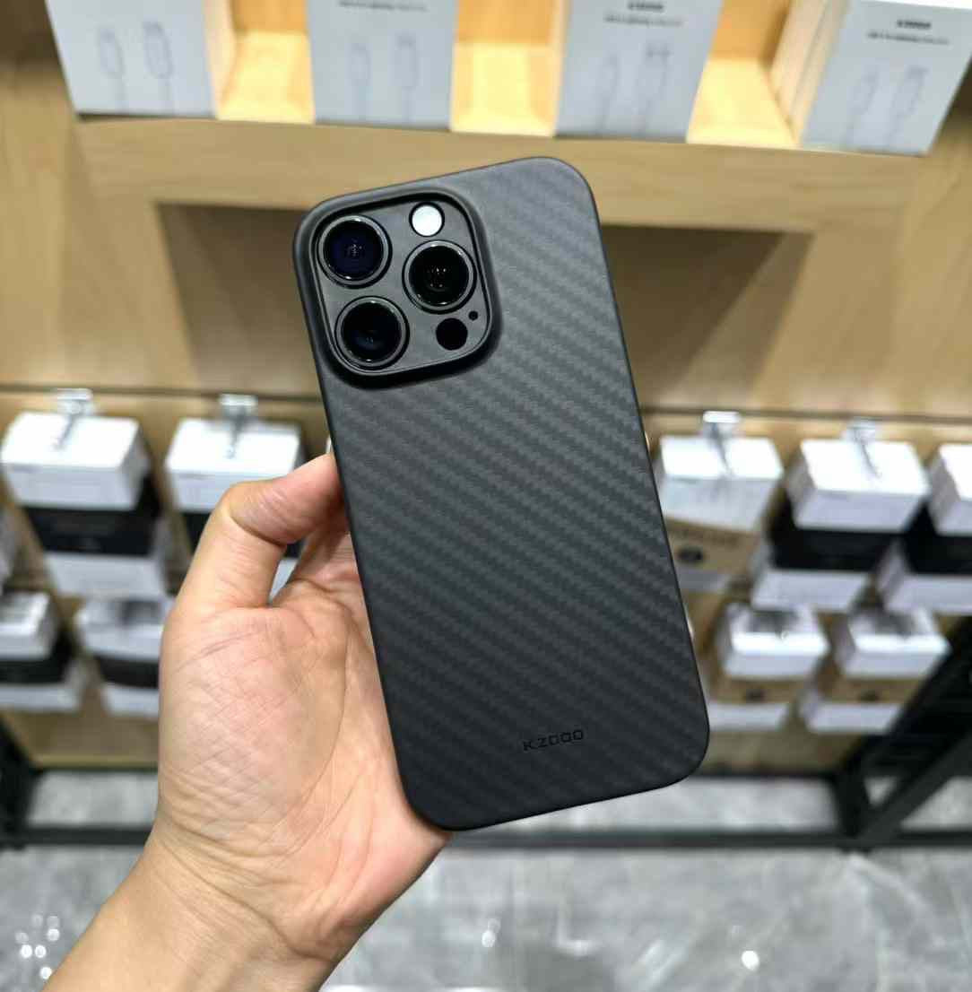 Black Kzdoo aircarbon slim case