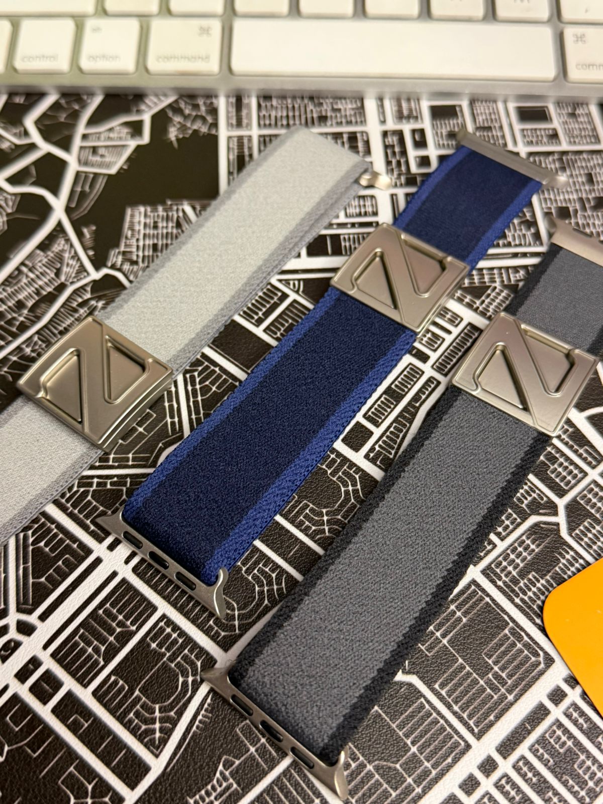 N Magnetic Buckle Nylon Straps