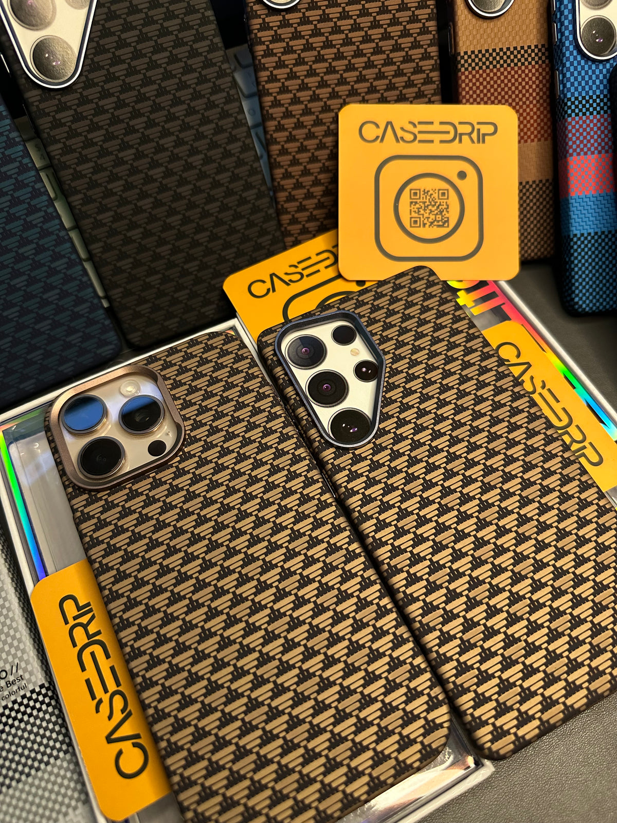 Desert gold triangled luxo samsung and iphone