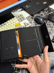 Spigen Passport holder full wallet