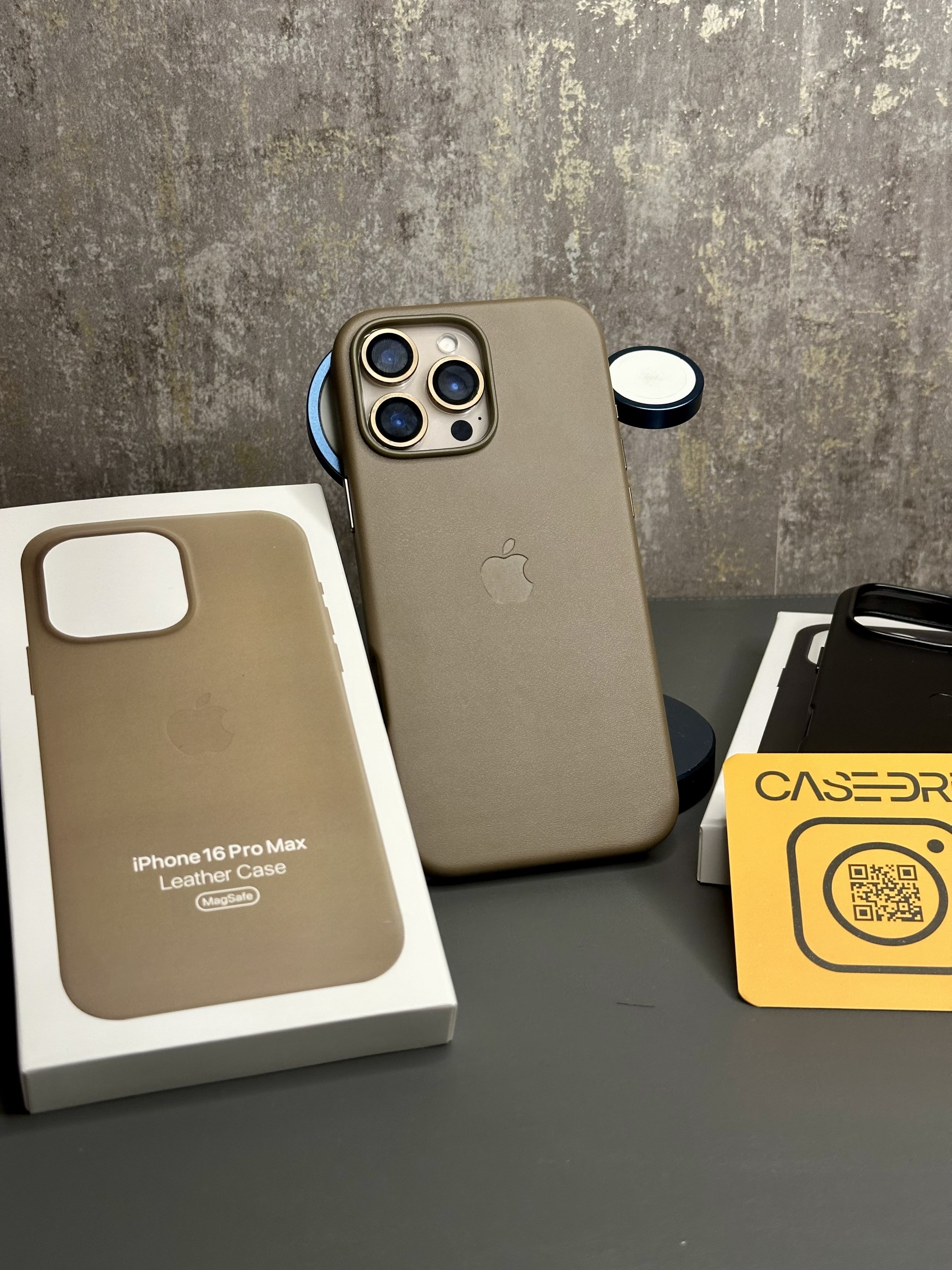 Desert titanium Apple leather case with animation 16 series