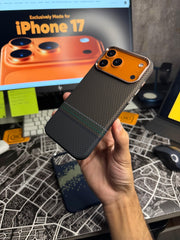 Luxo Carbon Case Black Green Splash with MagSafe 17 Pro Max