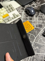 Spigen Passport holder full wallet
