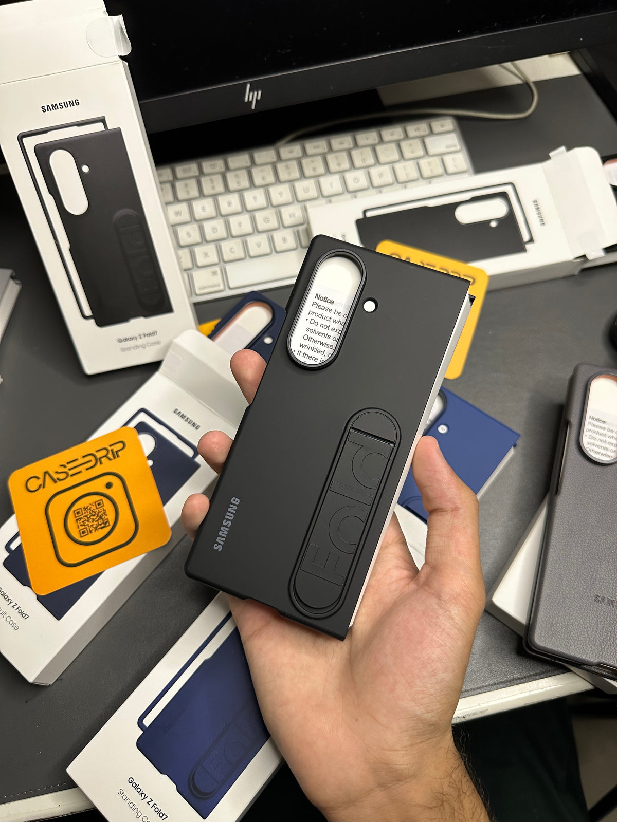 Z fold 7 kindsuite case with stand