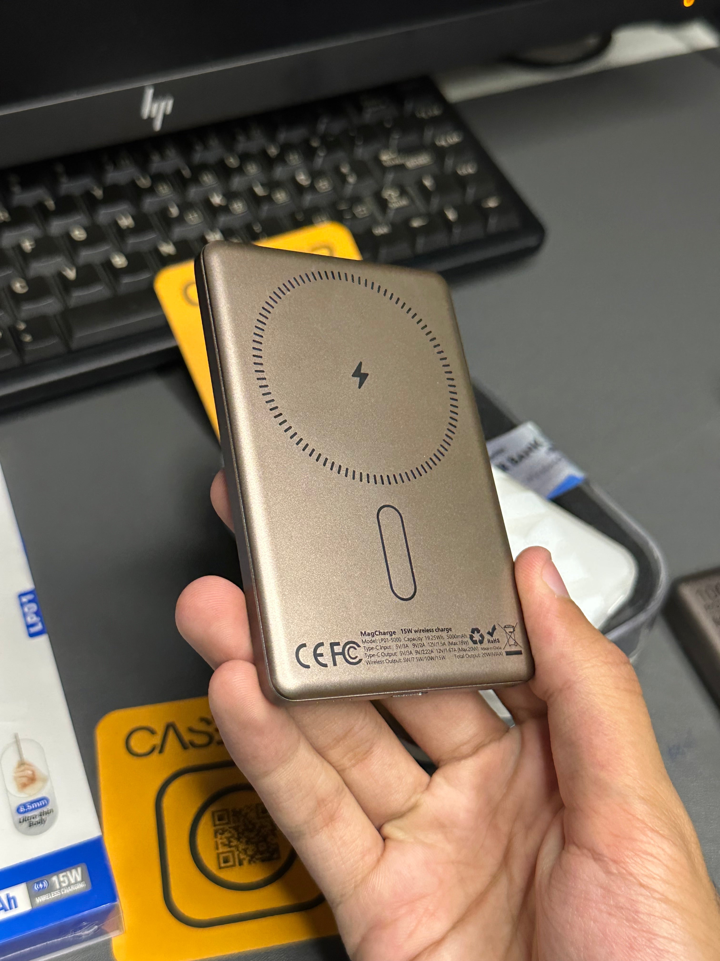 Lito wireless desert powerbank