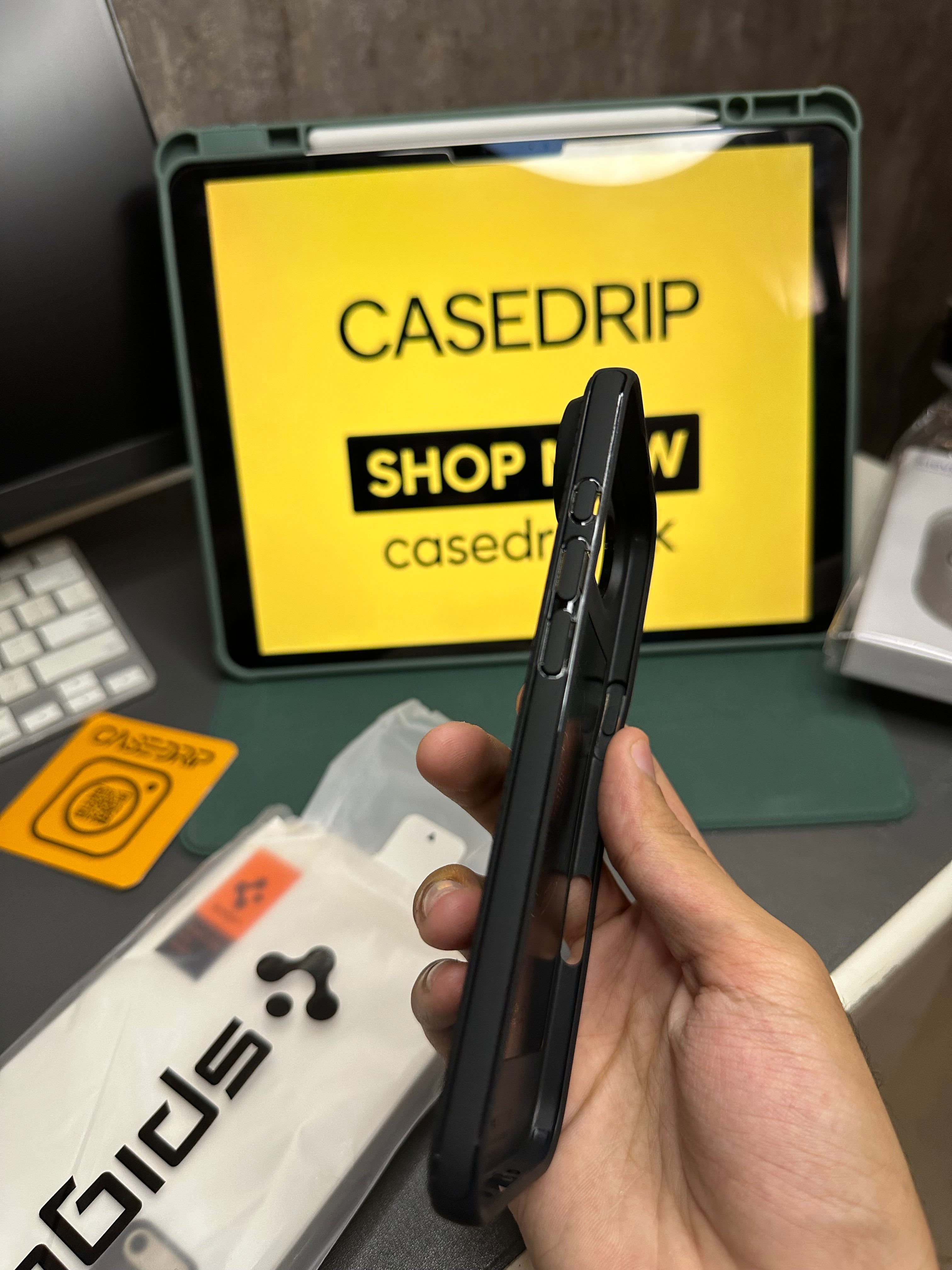Spigen magarmour 17 series