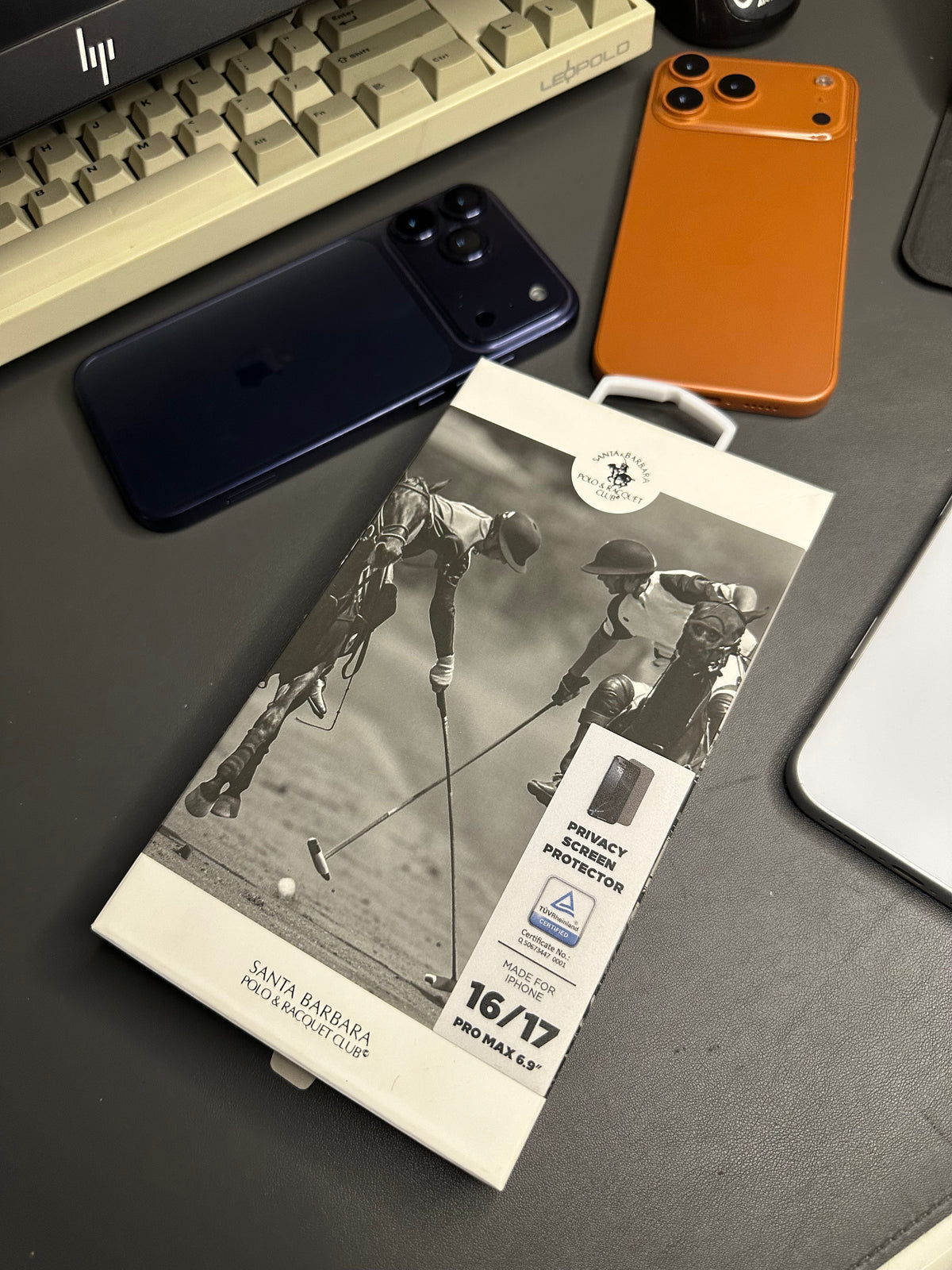 Polo Privacy Glass 17/16 Pro Max