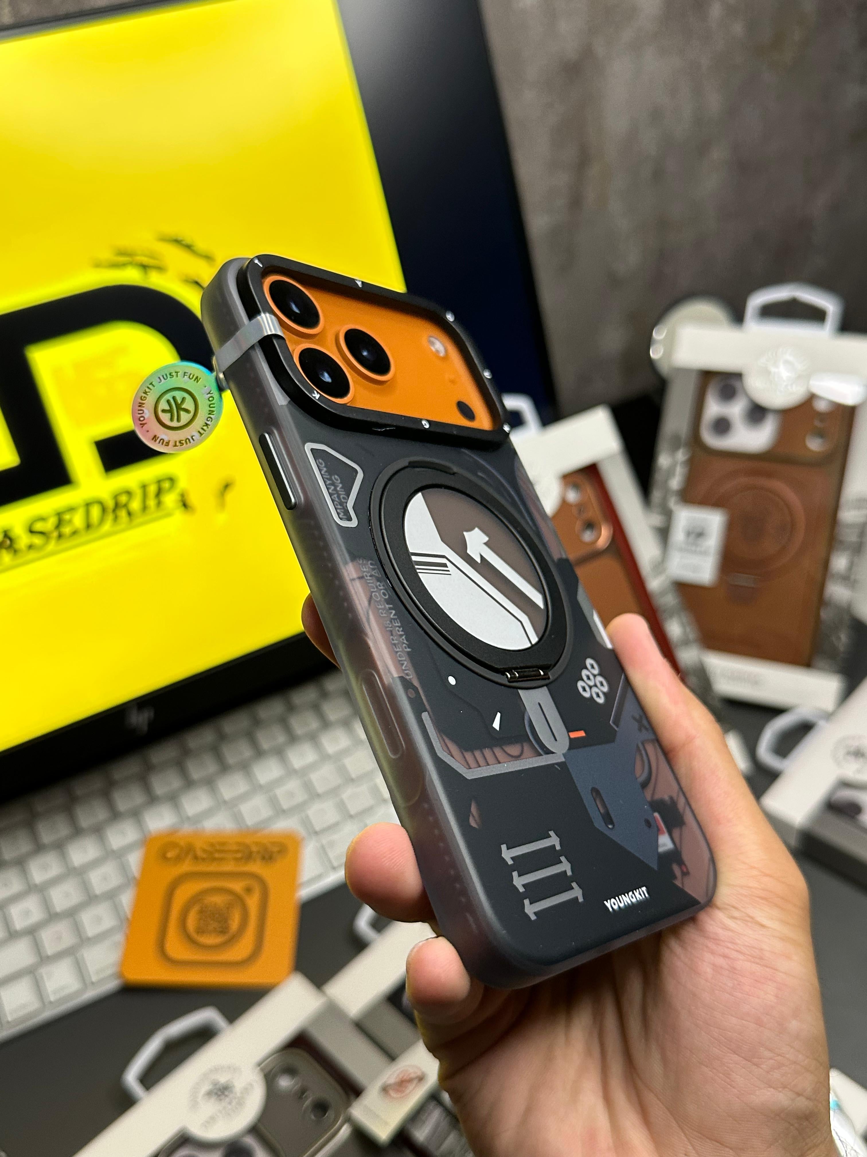 Youngkit Cyberpunk Stand Cases 17 Series