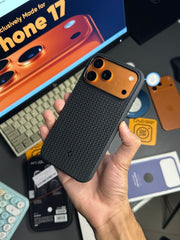 Spigen Mag Armor Case 17 Pro Max