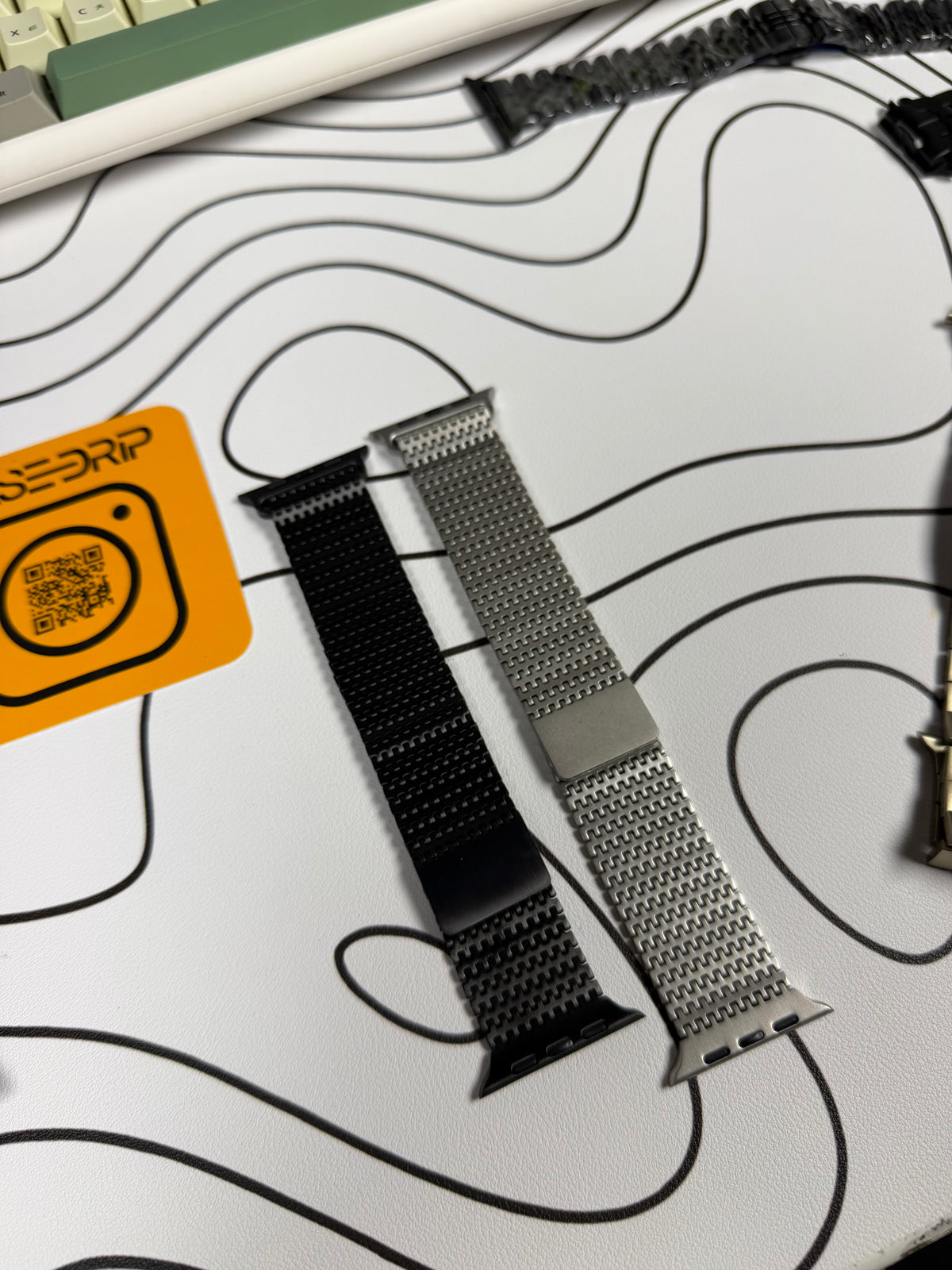 Binkson Mesh magnetic chain