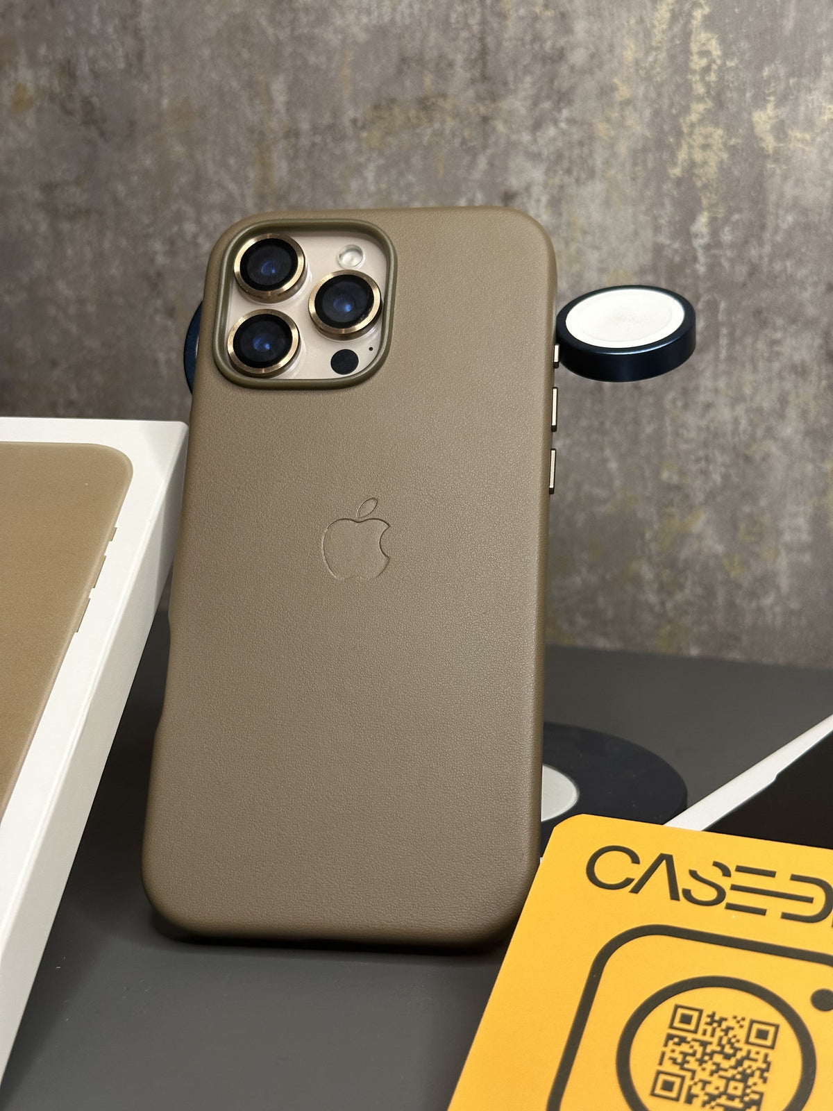 Desert titanium Apple leather case with animation 16 series