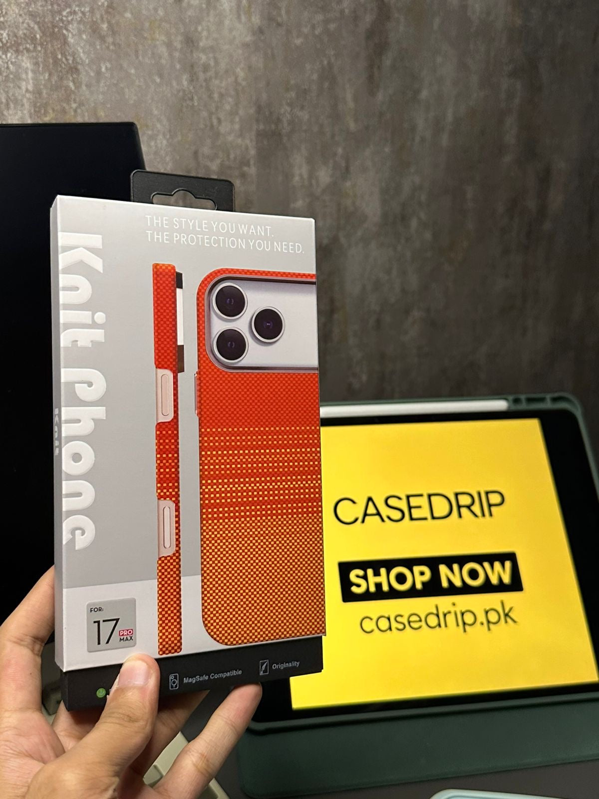 Orange Sunset Carbon Case Same as Pita** 17 Pro Max