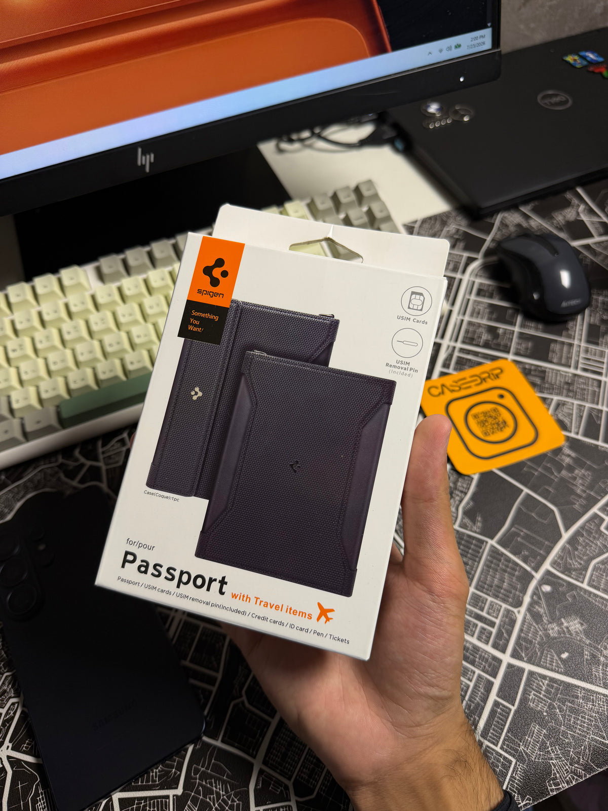 Spigen Passport holder full wallet