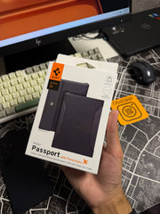 Spigen Passport holder full wallet