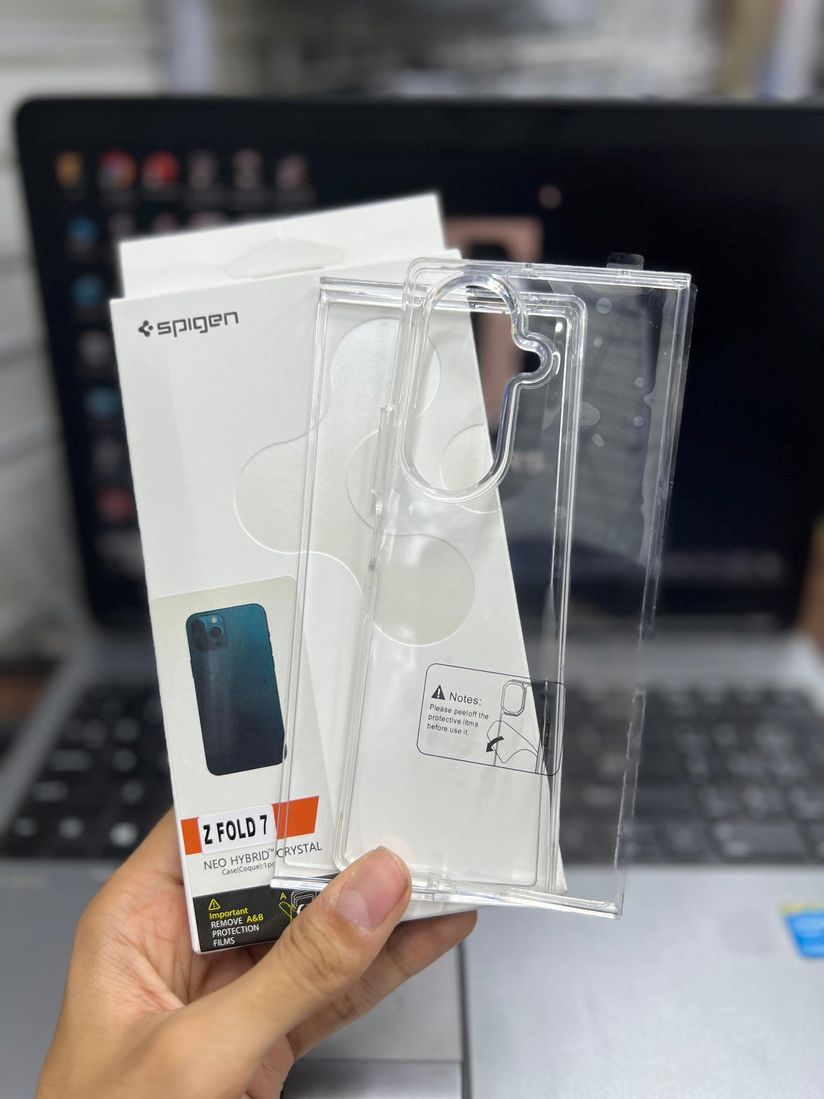 Samsung z fold 7 spigen clear
