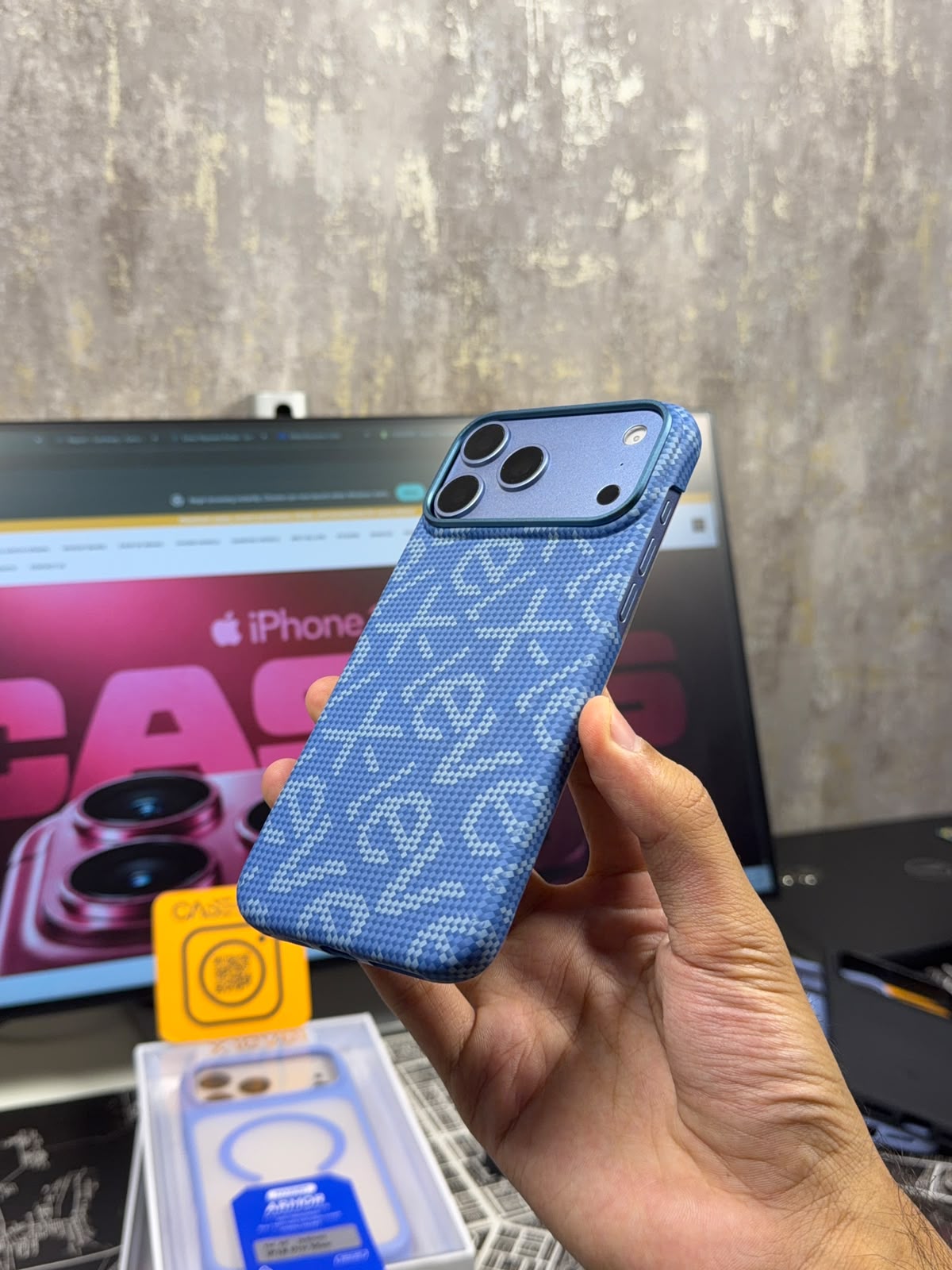 X level Cheers Carbon MagSafe Case Glacier Blue 17/18 Pro Max