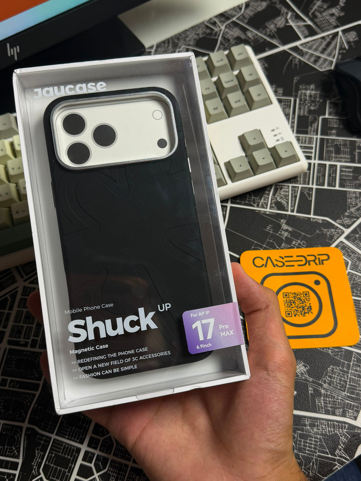 Black Snuck Premium Silicone Magsafe Case 17 Pro Max